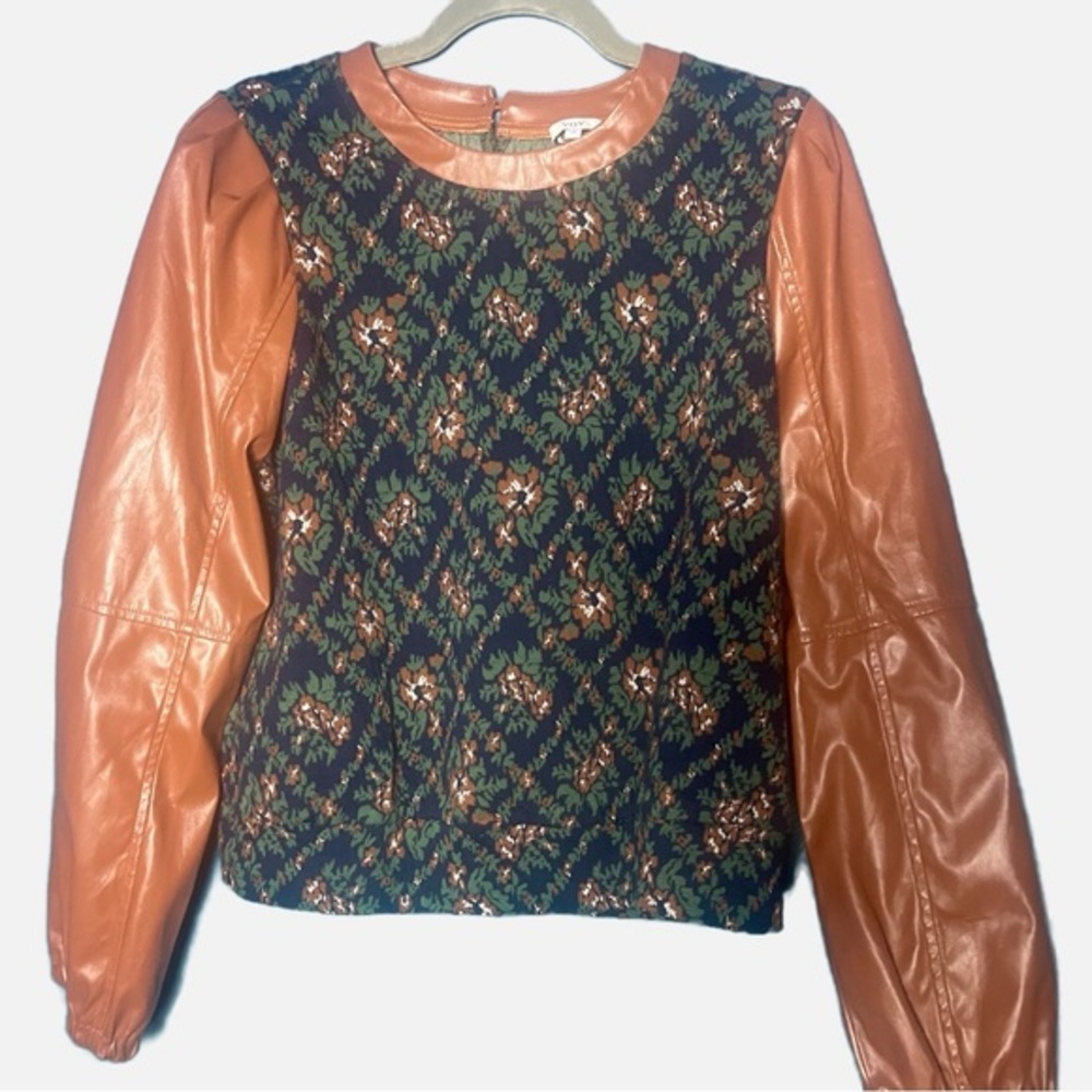 VOY Floral Faux Leather Sleeve Top Western Boho Boutique Blouse Medium - Picture 3 of 5